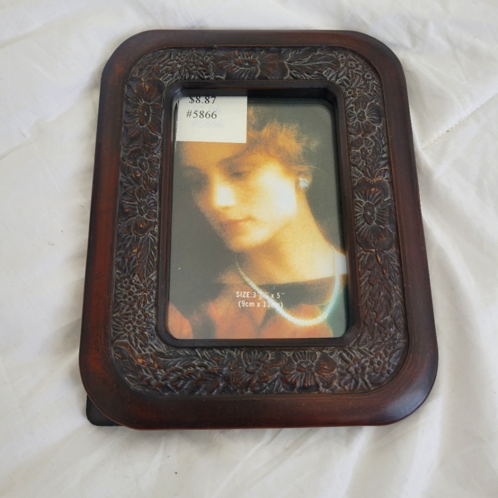 Imitation wood floral carved picture frame